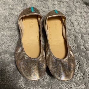 Tieks lovestruck size 8 rose peacock foil like new